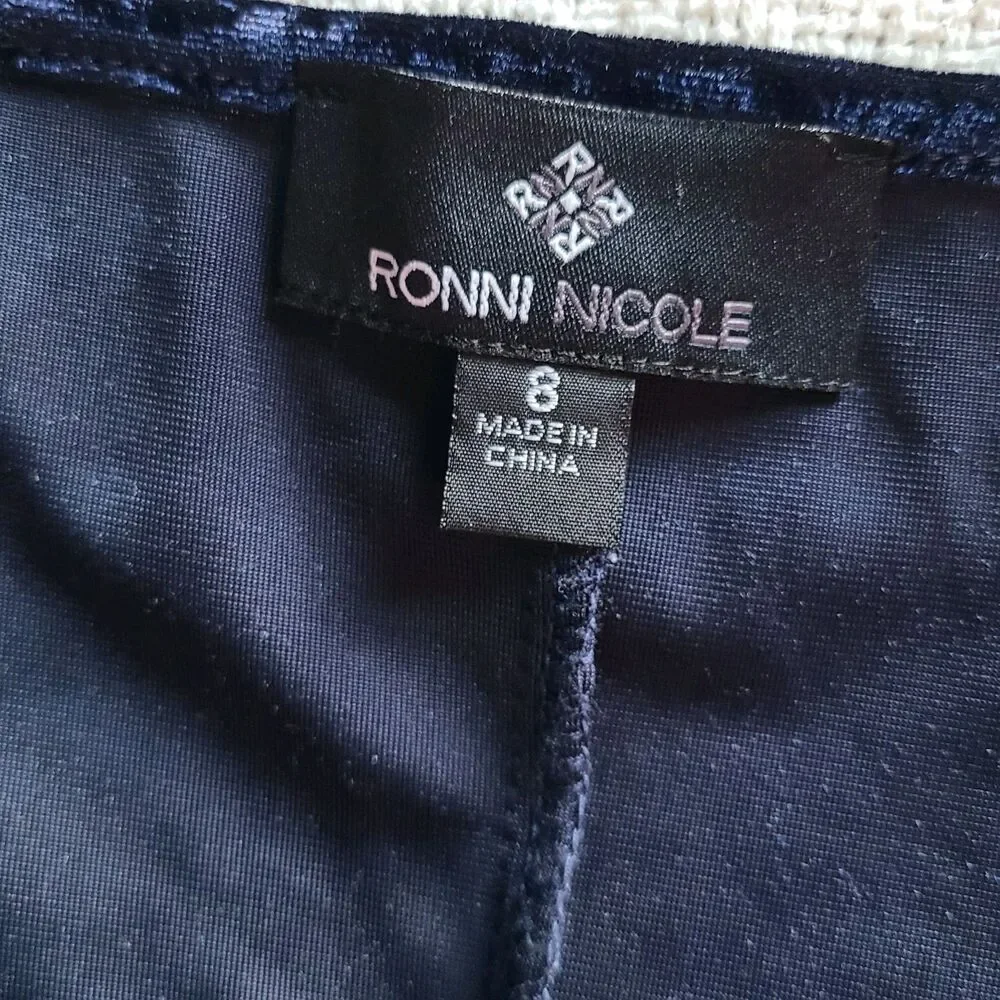 Ronni Nicole Dress Women 8 Navy Crushed Velvet Stretch Whimsygoth Dance Sexy - Picture 6 of 11